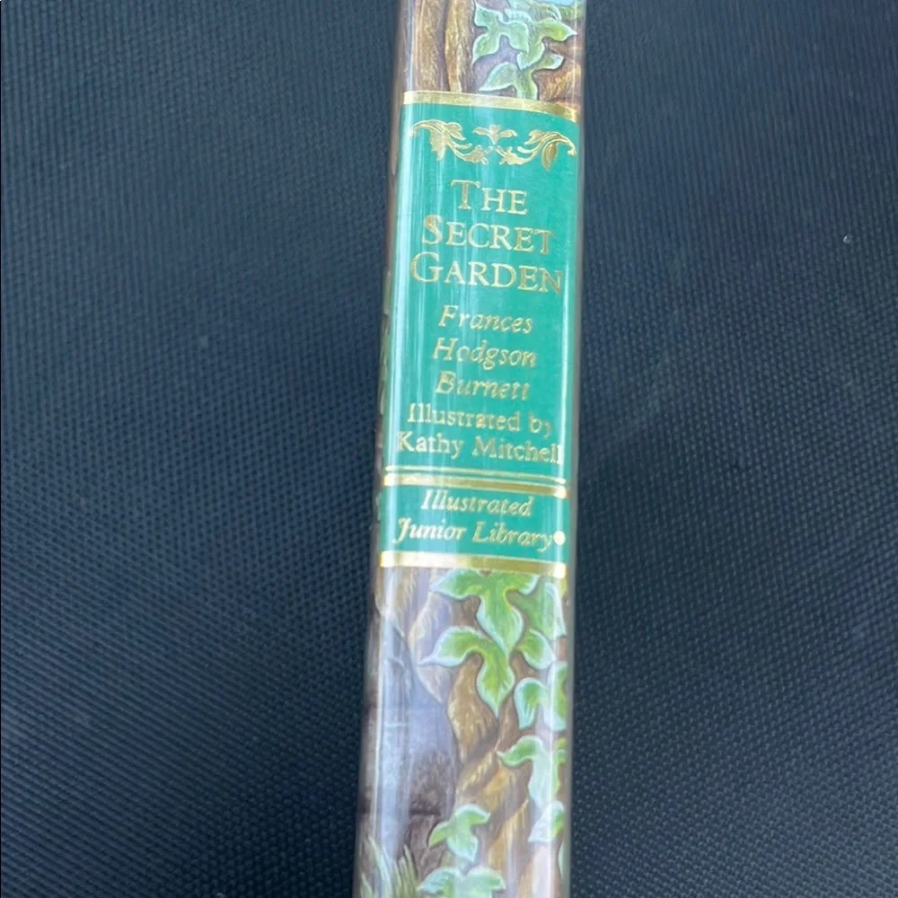 The Secret Garden Hardcover‎ Book
